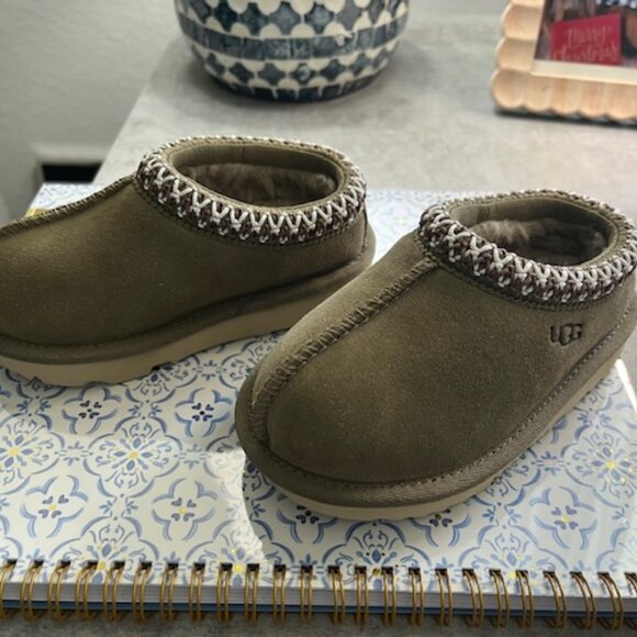 UGG Other - UGG Tasman II Toddlers size 7